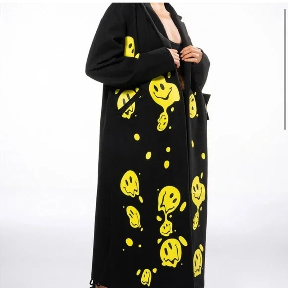 Happy face coat - Picture 4 of 7